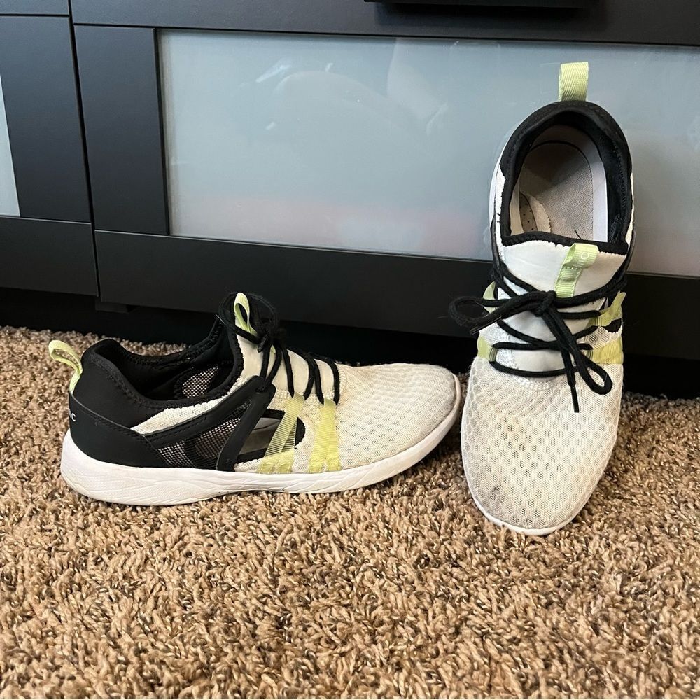 Vionic Adore Black/White Mesh - Picture 4 of 14